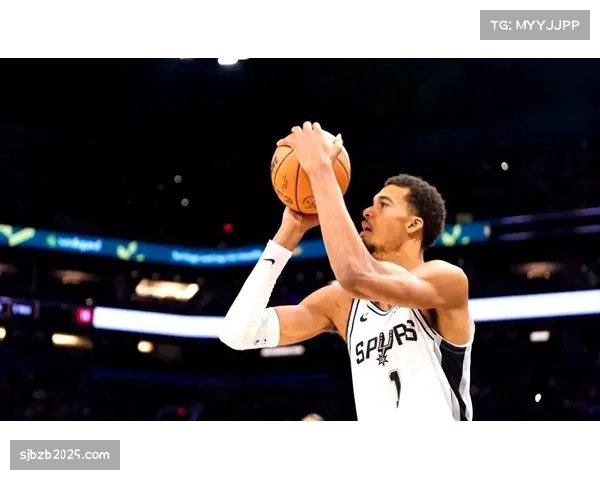 马刺三杀雷霆展现进步,文班亚马率领球队实现胜场提升 马刺三杀雷霆展现进步,文班亚马率领球队实现胜场提升